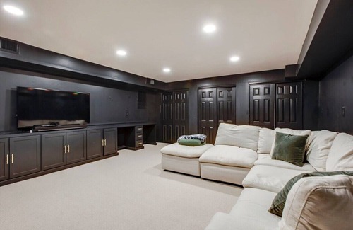 Otter Creek Casa | Green Hills Family Gem, 20 Min to Downtown, Sauna!