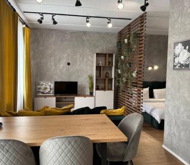 Ternopil Apartamento | Green Home