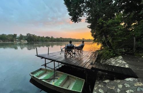 Central Serbia Casa | green house at silver lake