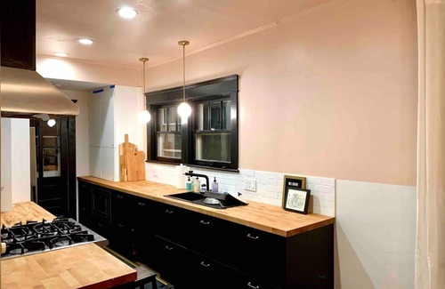 Belmont Casa | Green House, Belmont Classic/Modern Reno, Walkable