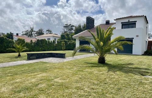 Ponta Delgada Villa | Green House