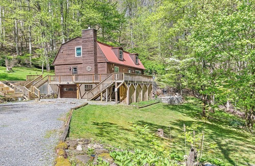 Clyde Casa | Green Man Grove: Forested Mountain Haven w/hot tub