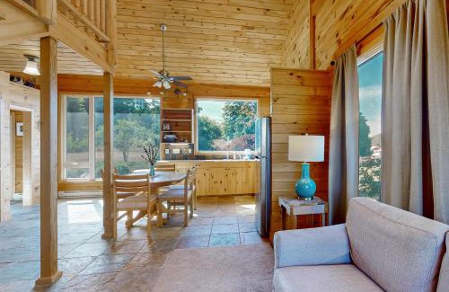 Maple City Casa | Green Pastures