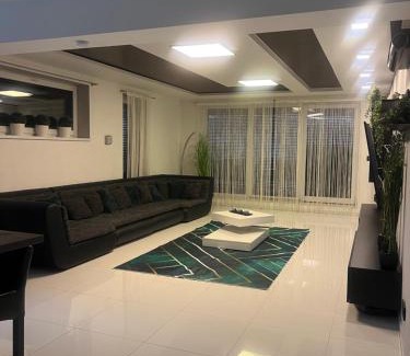 Tiszaujvaros Apartamento | Green Penthouse