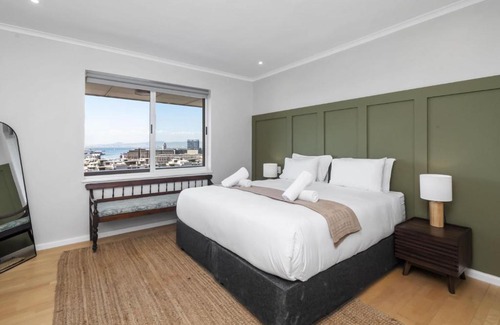 Green Point Apartamento | Green Point 8th-Floor Stay with Stunning Views