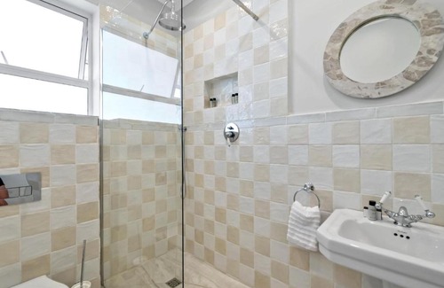 Green Point Apartamento | Green Point 8th-Floor Stay with Stunning Views
