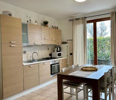 Castelnuovo del Garda Apartamento | Green Room Del Garda