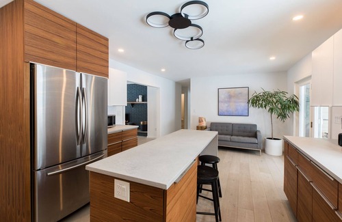 Ulster Park Casa | Green Sanctuary: Luxury Home Surrounded by Nature