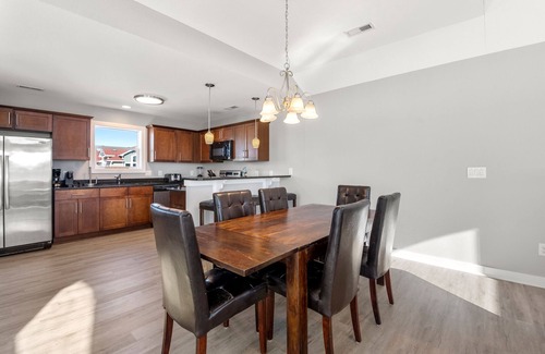 Whalehead Beach Casa | Green Sea Turtle: Hot Tub | Tiki Bar | Pool Access