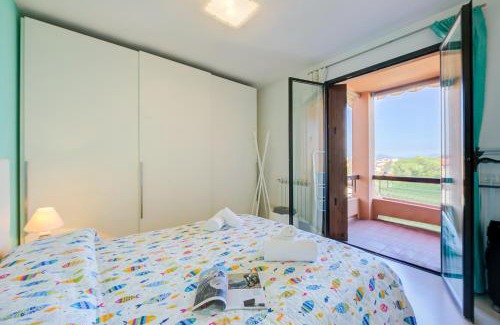 Rivoltella Apartamento | Green Tiffany Apartment - Happy Rentals