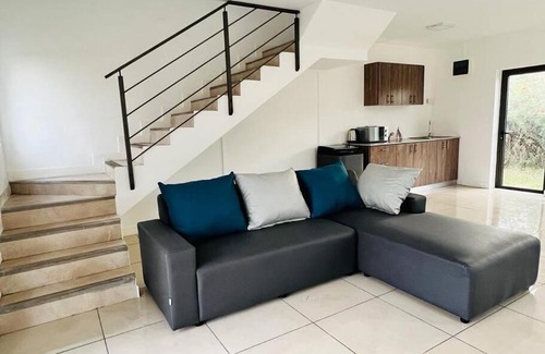 Grand Gaube Apartamento | Green Village Duplex
