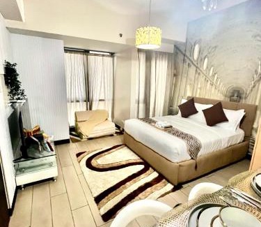 Legazpi Village Apartamento | Greenbelt Hamilton Tower 1 Legazpi Makati City - by ES Elite Suites