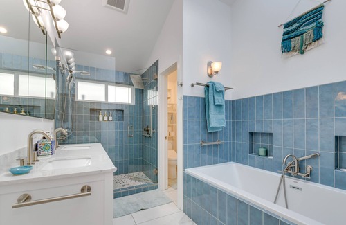 Larkspur Cabaña | Greenbrae Garden Cottage Near Beaches & Redwoods