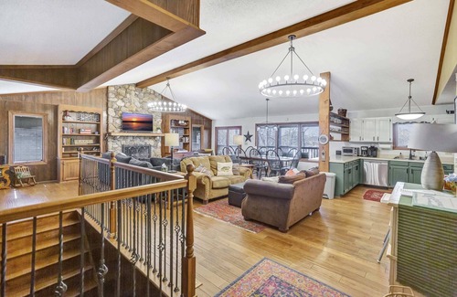 Six Mile Casa | Greene Lodge at East Cove on Lake Keowee