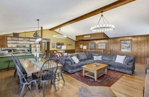 Six Mile Casa | Greene Lodge at East Cove on Lake Keowee