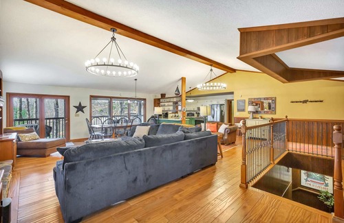 Six Mile Casa | Greene Lodge at East Cove on Lake Keowee