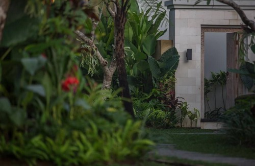 Lodtunduh Villa | Romántica 3 habitaciones con adecuado para la familia