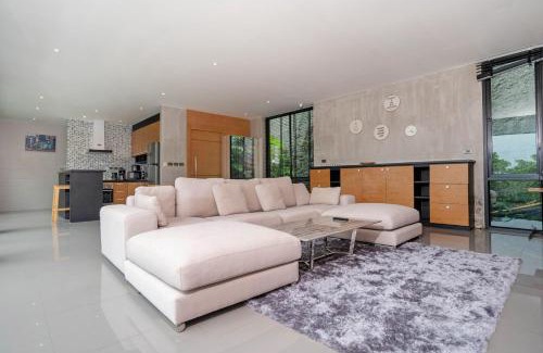 Kamala Apartamento | Greenery View 2BR Pavilion Natural Park P13 in Kamala Residence