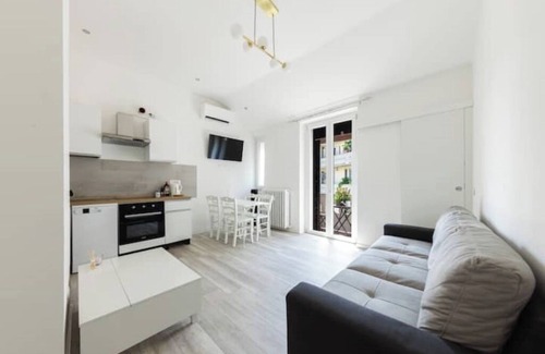 Acquabella Apartamento | GreenHeaven Luxe in Classic Area