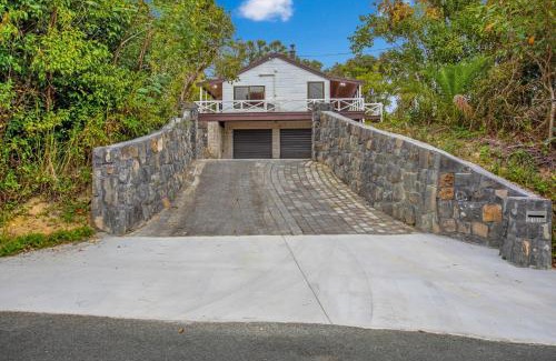 Greenhithe Casa | Greenhithe Hidden Gem with Sea Views and Parking