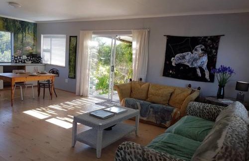 Reebok Casa | Greenhouse Cottage
