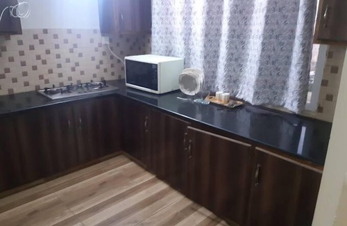 Bahria Town Apartamento | Greenleaf Suites