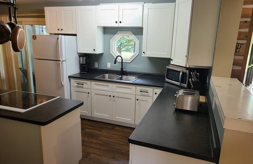 Zurich Cabaña | Greenlodge Cottage - Grand Bend, Ontario, Canadá
