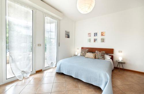 Riccione Apartamento | GREENMARE Mare a 100 m, 2 balconi e parcheggio gratuito
