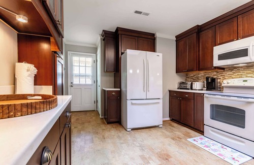Greensboro Casa | Greensboro 2BR | Cozy, Family-Ready Home