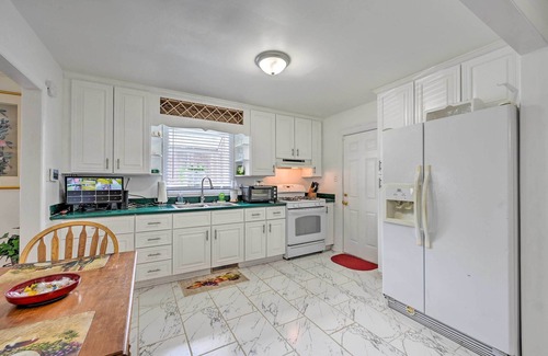 Greensboro Casa | Greensboro Home < 4 Mi to Downtown!