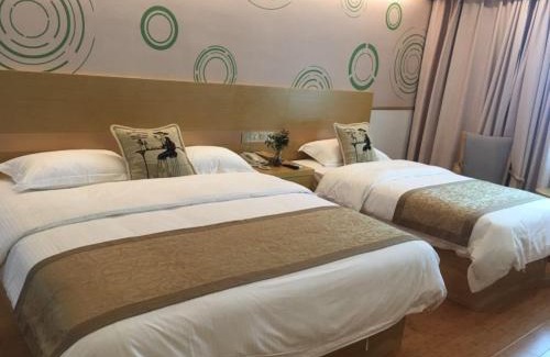 Xiuning County Hotel | GreenTree Inn Huangshan Xiuning County Qiyun Mountain Business Hotel