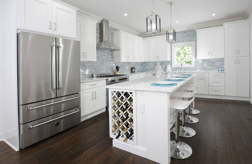Greenwich Casa | Greenwich Proper Brand New Home - 5 minutes to town and train - Must See!!!