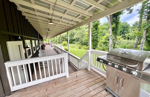 Altamont Complejo | Greeter Falls Lodge Common Area