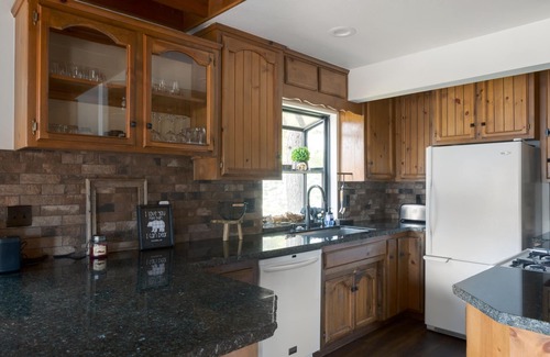 Crestline Cabina | Gregory’s Lake Gregory Cabin!