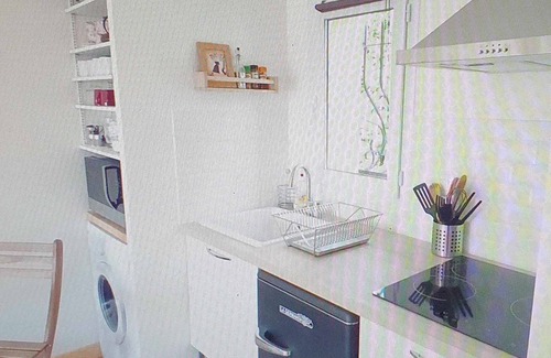 Greoux-les-Bains Casa | GREOUX LES BAINS Maisonette T2 with terrace and private parking