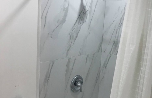 Chatsworth Otro | Grey County Farmhouse Suite