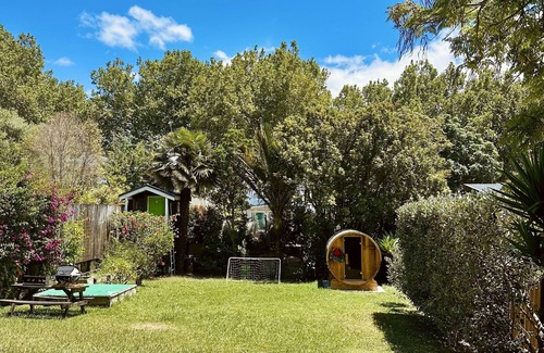 Grey Lynn Casa | Grey Lynn Studio w. Sauna - Central to Park, Supermarket, Cafe's and Bar's