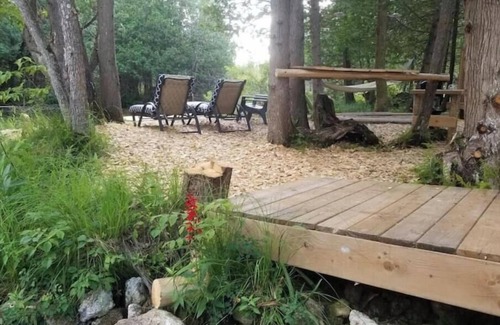 Chatsworth Cabina | Greyridge Glamping "Paradise Island " Retreat