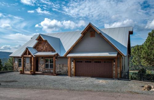 Ruidoso Casa | Grindstone Lake Lodge