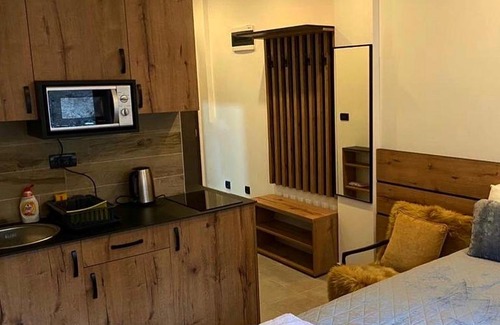 Lisina Apartamento | Grizzly Milmari