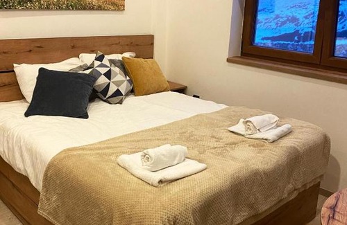 Lisina Apartamento | Grizzly Milmari