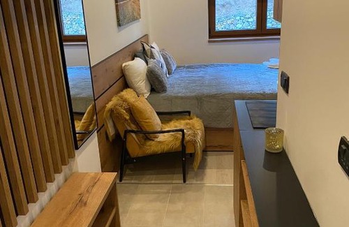 Lisina Apartamento | Grizzly Milmari