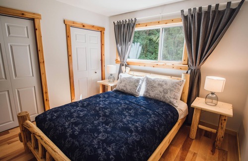 Clearwater Cama Y Desayuno | Grizzly Paw B&B Where comfort meets nature.