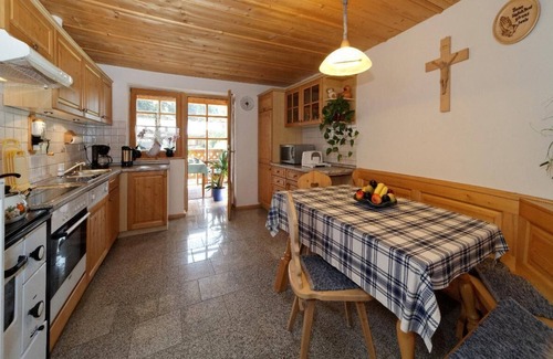 Mauth Apartamento | Große Ferienwohnung (90qm) mit Balkon und Wintergarten