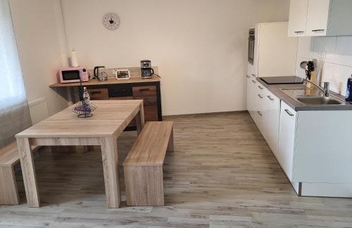 Gutenacker Apartamento | Große Komfortable Monteurswohnung