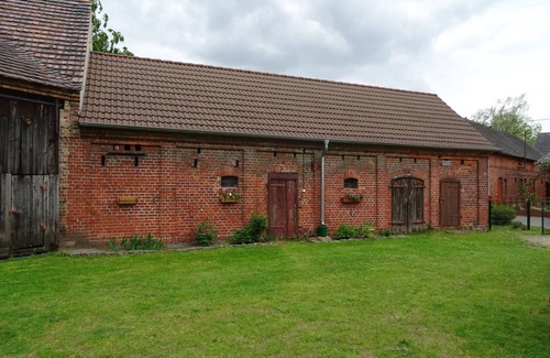 Burg Apartamento | Große, Ruhig Gelegene Ferienwohnung, Direkt an Einem Kleinen Spreewaldfließ