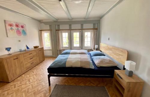 Hohenkirchen Casa | Großes Ferienhaus an der Ostsee "Oldevighus"
