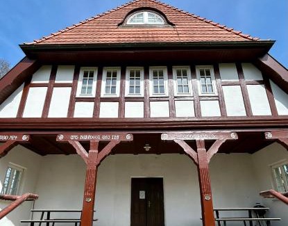 Hohenkirchen Casa | Großes Ferienhaus an der Ostsee "Oldevighus"