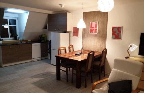 Wolmirstedt Apartamento | großes offenes Loft oder kleine gemütliche Wohnung mit Balkon