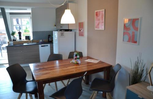 Wolmirstedt Apartamento | großes offenes Loft oder kleine gemütliche Wohnung mit Balkon